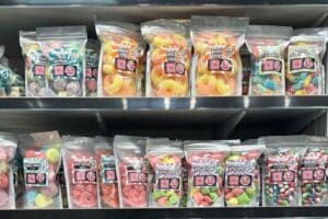 freeze-dried-candy-peachrings-nerdclusters